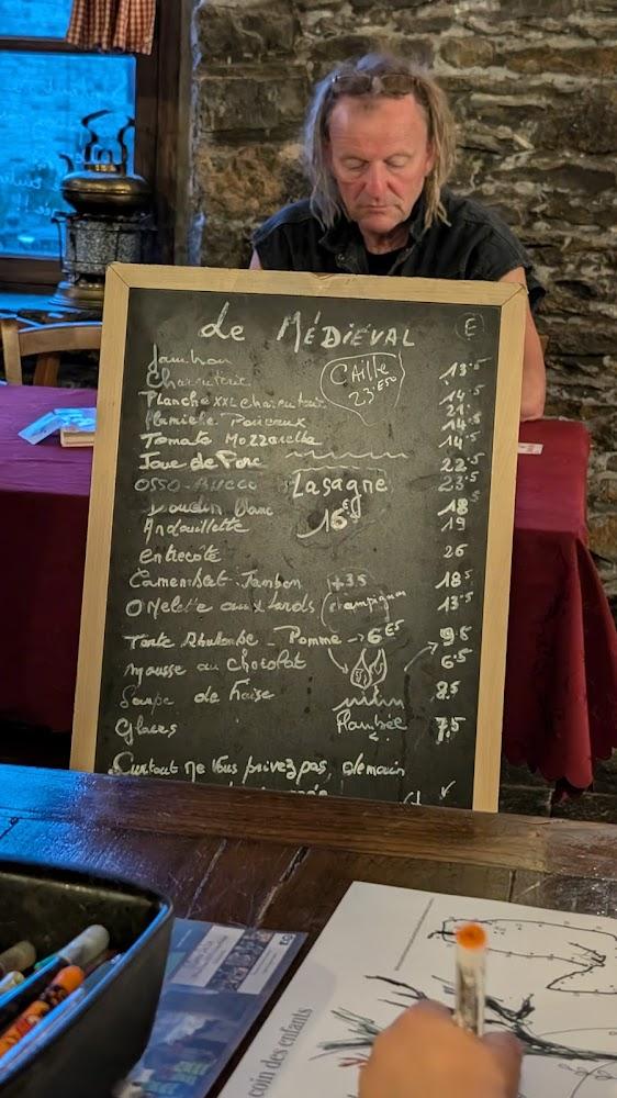 Le Médiéval HIERGES centre historique - Menu Image 2
